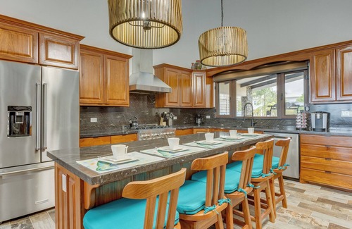 Plantation Villa | This is a STATEMENT, not just a Villa – SEANA BEACH