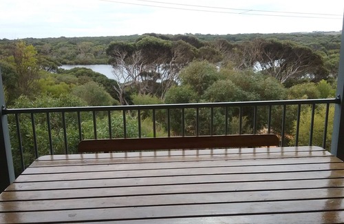 Newland Casa | Esta moderna casa de vacaciones de 4 dormitorios ofrece a las familias y parejas una escapada estupenda.