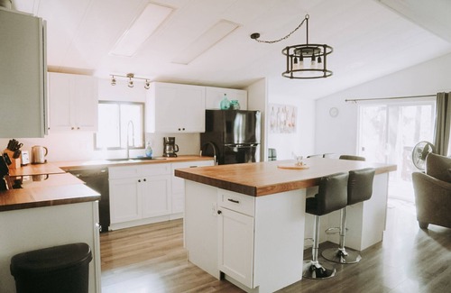Sagle Casa | Esta Forest Retreat PET friendly, Cedar vistas Murphy Bay
