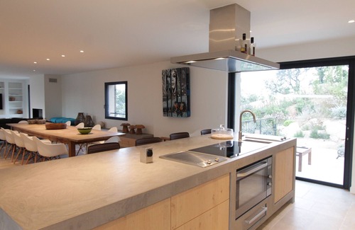 La Garde-Freinet Villa | Este lugar es mágico en el maravilloso pueblo de La Garde Freinet.