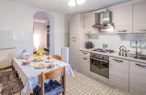 Sestri Levante Casa | Alojamiento de 3 habitaciones en Villa Rovereto -GE-