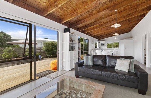 Omaha Casa | This Way To The Beach - Omaha