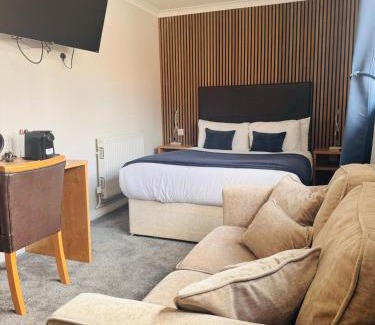 Llanelli Hotel | Thomas Arms Hotel