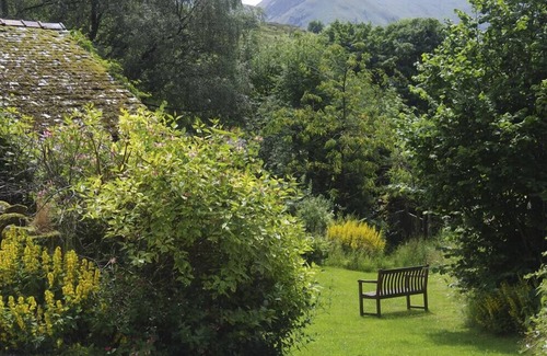 Hartsop Cabaña | THOMAS COTTAGE, pet friendly, with open fire in Ullswater