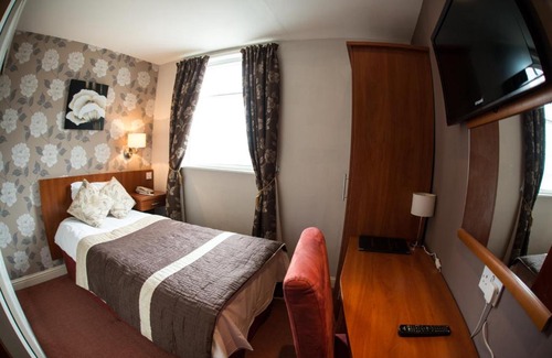 Leamington Spa Hotel | Thomas James Hotel