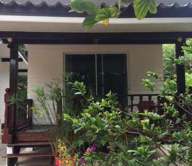 Khlong Khut Casa | Thongsuwan Resort