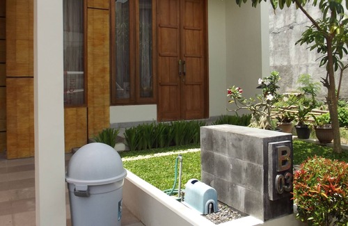 Baturetno Casa | Three Bedrooms House with a Pool