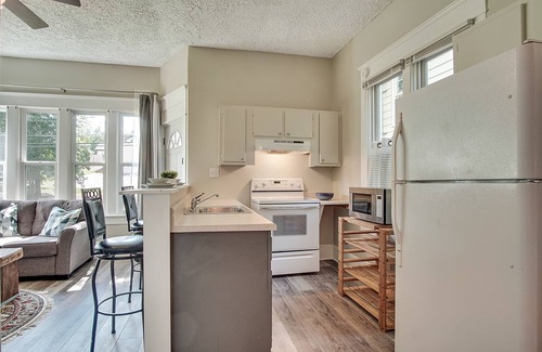 Westside Apartamento | Three apartments near Top Golf Midtown. Pet friendly