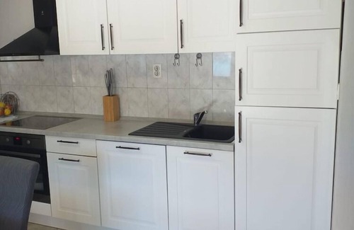 Brna Apartamento | Apartamento de tres habitaciones con balcףn.