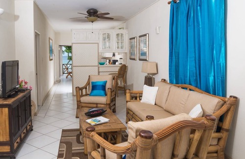 Hastings Villa | Apartamento de tres habitaciones en la playa