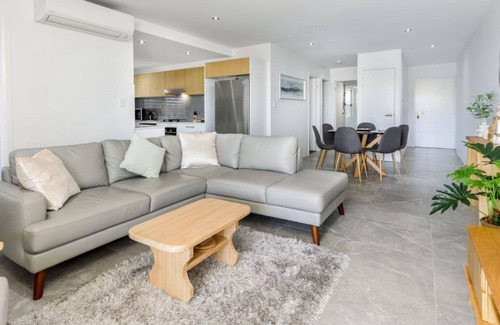 Sandstone Point Apartamento | Three Bedroom Harbourside Retreat