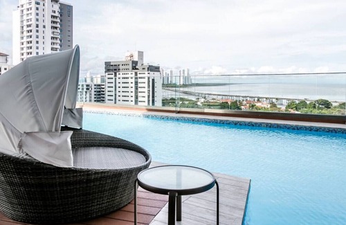 Tumba Vieja Apartamento | Apto. de tres recamaras con vista al mar, piscina, gimnasio C20C