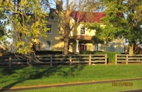 Lovettsville Casa | Primera Tres Dormitorio Casa en la histórica Linden Hall Farm