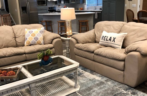 Mena Casa | Tres habitaciones en el lago