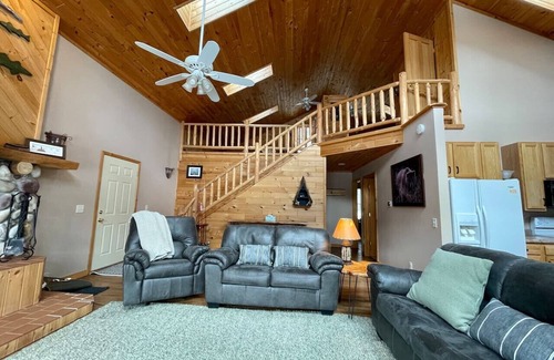 Winter Casa | Three Little Birds Cabin