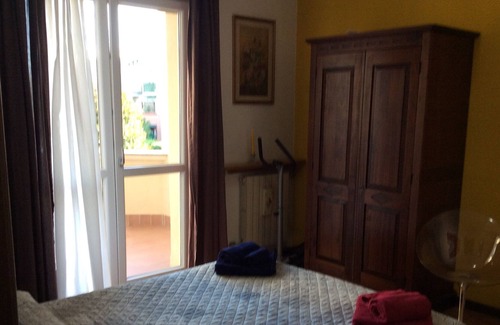 Villaggio degli Sposi Apartamento | Casa de tres habitaciones, Zona Ospedale Papa Giovanni XXIII