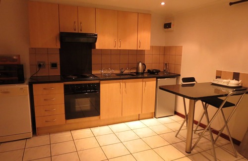 Durbanville Casa | Three Spruce Guest House