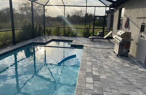 Gateway Casa | Three year old Cozy 4-bedroom house with private pool and two community pools