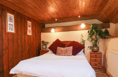 Okehampton Cabaña | THRESHERS, pet friendly, character holiday cottage in Bridestowe