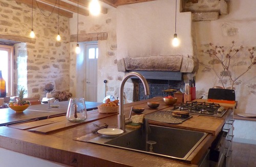 Belz Chalet De Esquí | Ti Rose, Charming house in the port of Saint Cado