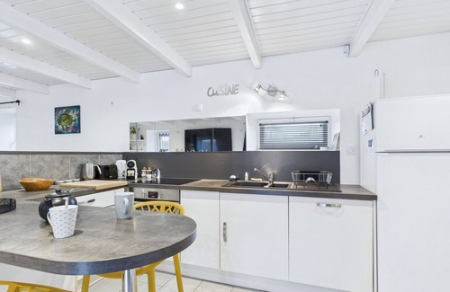 Plouguerneau Chalet De Esquí | Ti Venan - Casa frente a Ile Venan para 2 personas