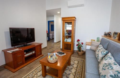 Casevel Casa | Tia Antonia
