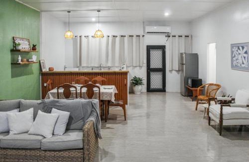 Apia Apartamento | Tiare Central 2BR Unit
