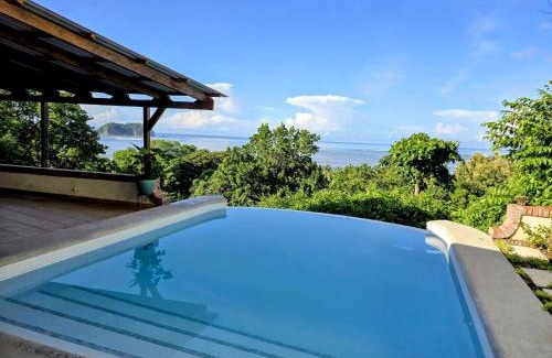 Sámara Casa | Tico Tiki Vacation Villa, 5 Bedroom