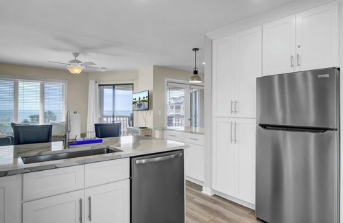 Isle of Palms Condominio | Tidewater H304, condominio con vista al mar 2Hr w / Wild Dunes Servicios!