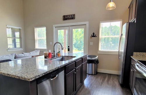 Tallassee Casa | Tigers Den at Kowaliga Bay