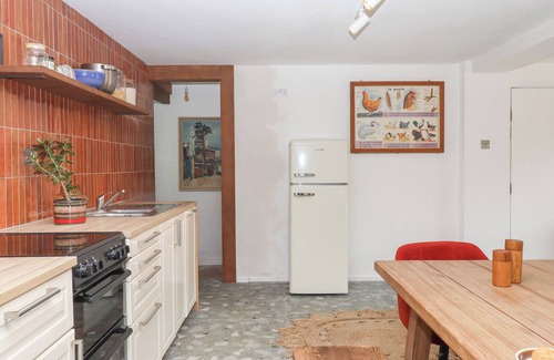 Totnes Cabaña | TIGLEY MEADOW COACH HOUSE, family friendly in Dartington
