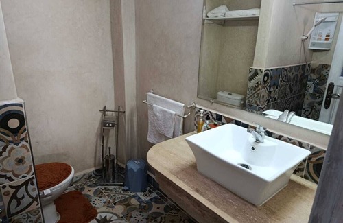 Aguergour Cama Y Desayuno | TIKI HOUSE