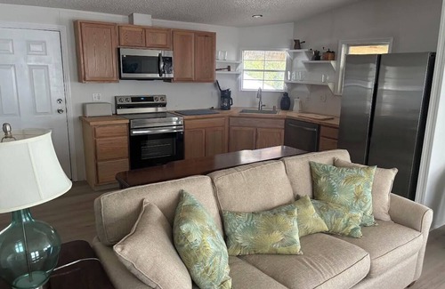 Charlotte Park Casa | Tiki Hut waterfront house with dock in charming Punta Gorda