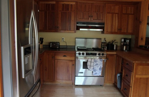 South Range Casa | Timber Frame House overlooking Lake Superior, 20 miles from downtown Duluth