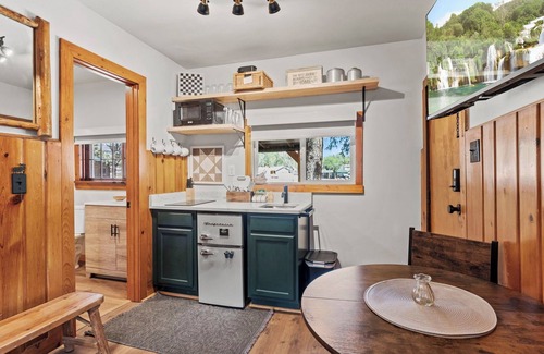 Colorado Springs Cabina | Timber Lodge Cabin 6