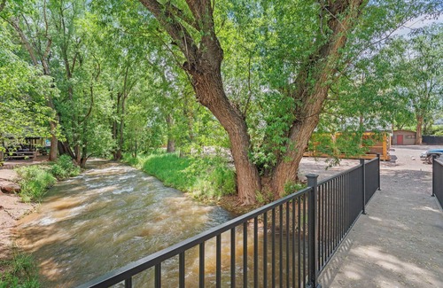 Colorado Springs Cabina | Timber Lodge Cabin 6