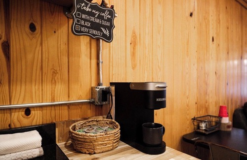 Amity Cabina | Timber Lodge Ranch - Studio 2