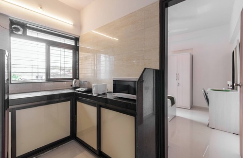 Borivali East Apartamento | Timber Style 1 BHK suite