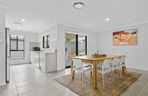 Cessnock Casa | Time Out Beautifully decorated new home