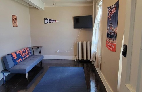 Bay City Apartamento | Timeless "Tigers" #16, Great Location!