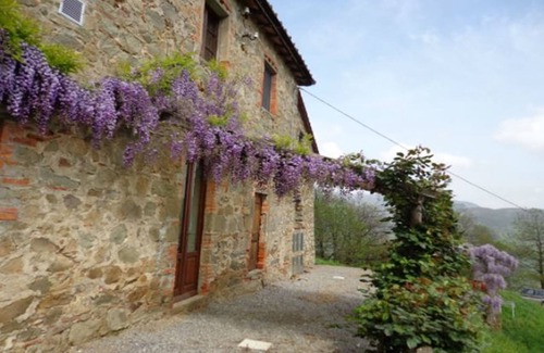 Pescia Casa | Tinaia of Podere Cima di Zano - apartamento para 6 personas