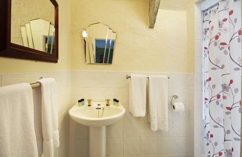 Lifton Casa | Tinhay Mill Guest House