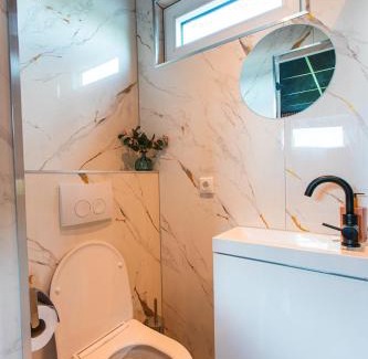 Garnwerd Alquiler De Eote | Tiny Boat House #4