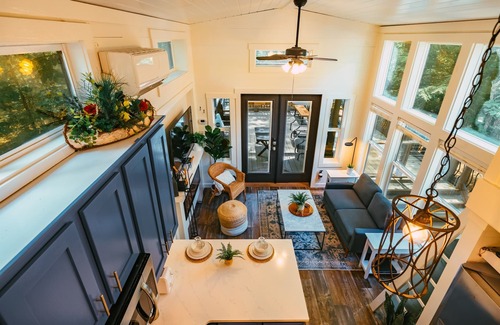 Monteagle Cabina | Tiny Home in Deer Lick Falls Community