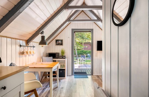 Emmelsbuell-Horsbuell Casa | Tiny Home 'Vogelkoje' con terraza compartida, jardín compartido y Wi-Fi