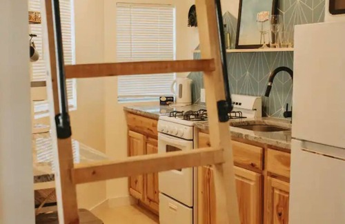 Barelas Casa | Tiny House Agave at Cactus Flower+Hot Tub+Pet Friendly+No Pet Fee!