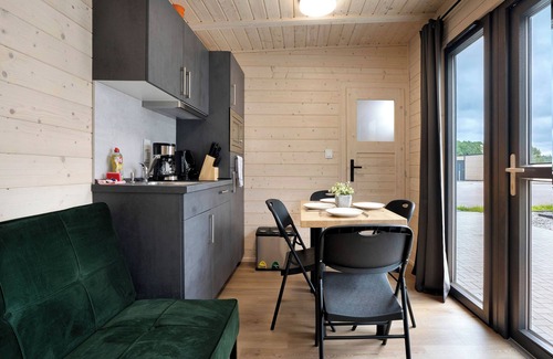 Lichterfeld-Schacksdorf Apartamento | Tiny House “André” con vistas al lago desde la terraza, sauna, acceso al lago