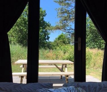 Callantsoog Casa | Tiny House in het groen, aan zee met privé Hottub
