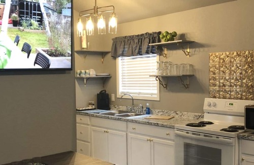 Crossett Casa | Tiny House No Cleaning Fee NO SMOKING NO ANIMALS