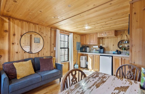 Monteagle Cabina | Tiny House @ Trailhead Cabins